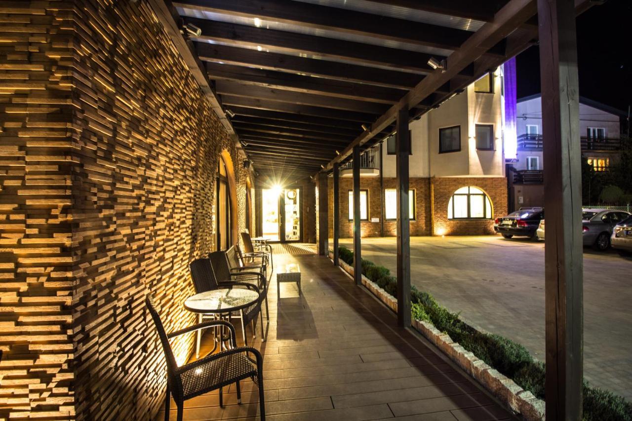 Lawendowy Zdroj Medycyna I Spa بوسكوزدروي المظهر الخارجي الصورة
